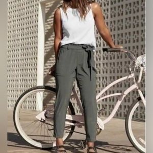Athleta Skyline Paperbag Pants Olive 0